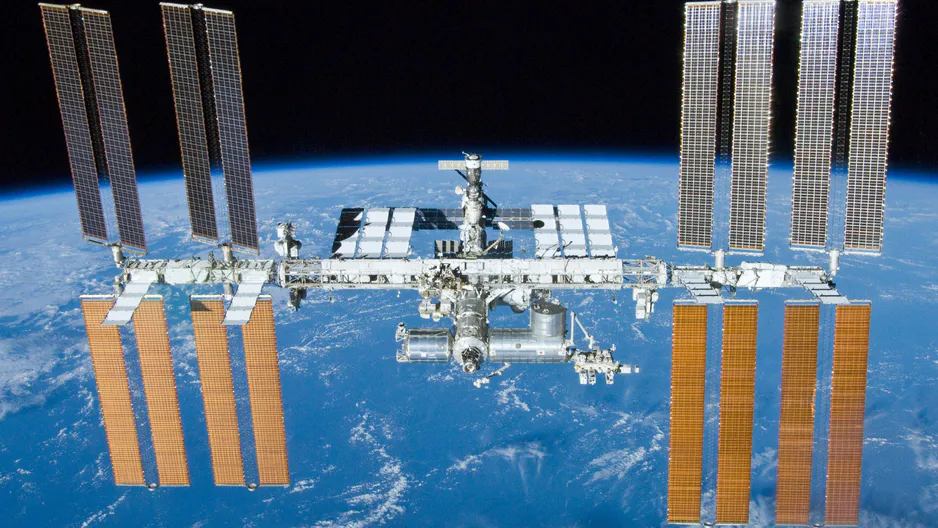 ISS ZAŁOGA